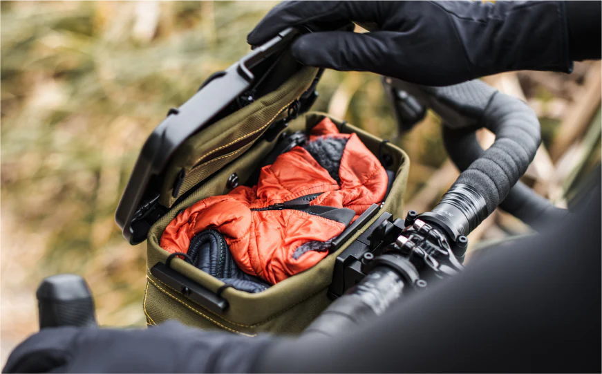 ROUTE WERKS The Handlebar Bag - Sticky Bottle